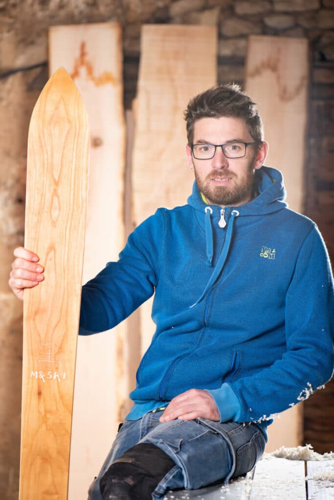 Portrait de Marius, menuisier et créateur de M&SKI